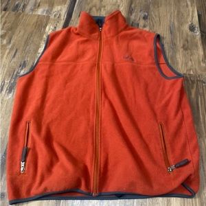 like new cabellas fleece vest size large